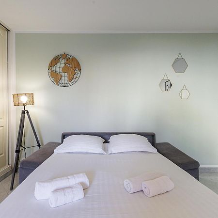 Le Victoria, Elegant T2 Au Bord Des Plages, Piscine, Sauna مينتون المظهر الخارجي الصورة