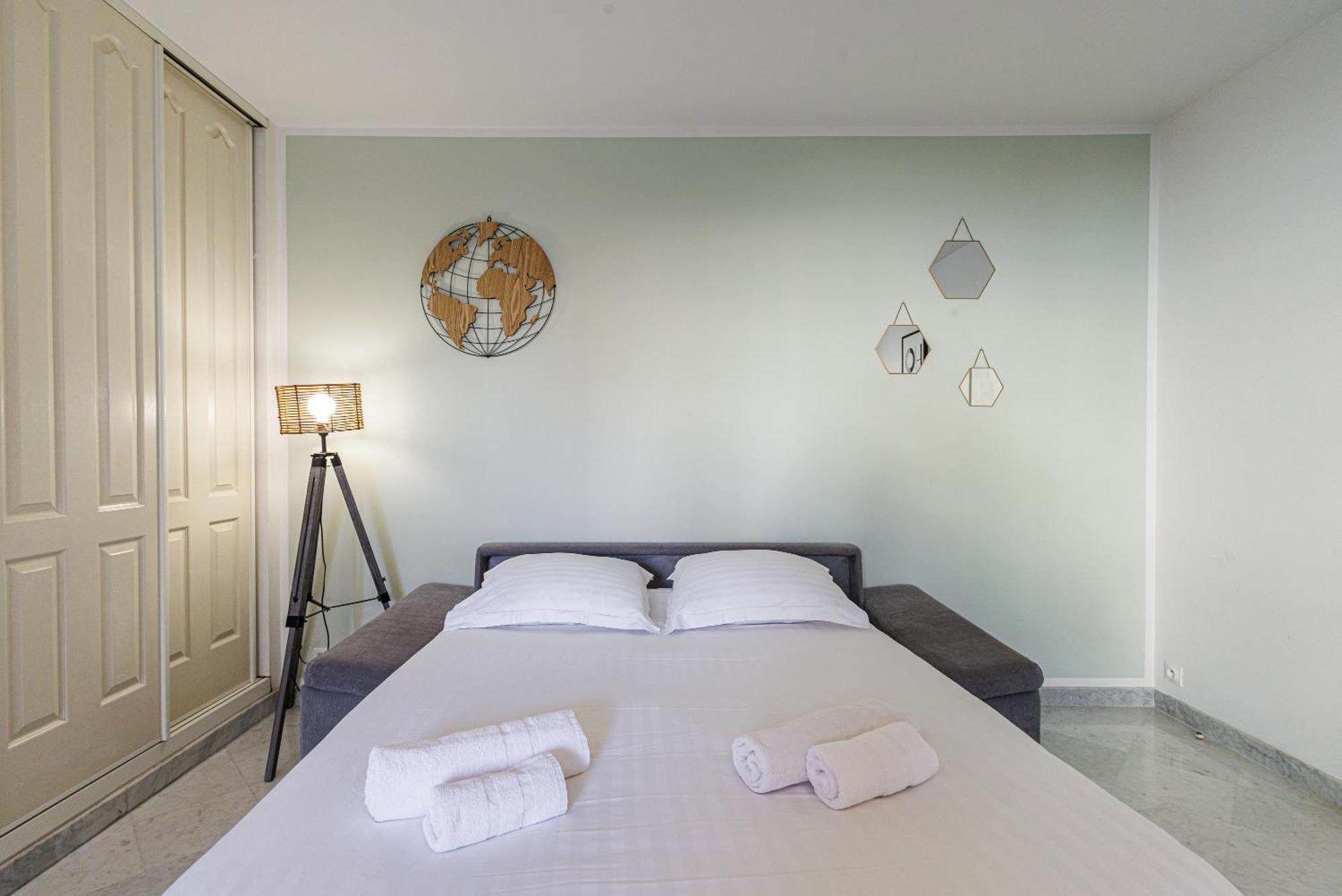 Le Victoria, Elegant T2 Au Bord Des Plages, Piscine, Sauna مينتون المظهر الخارجي الصورة